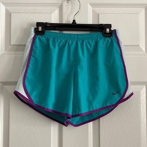 Girls Nike shorts